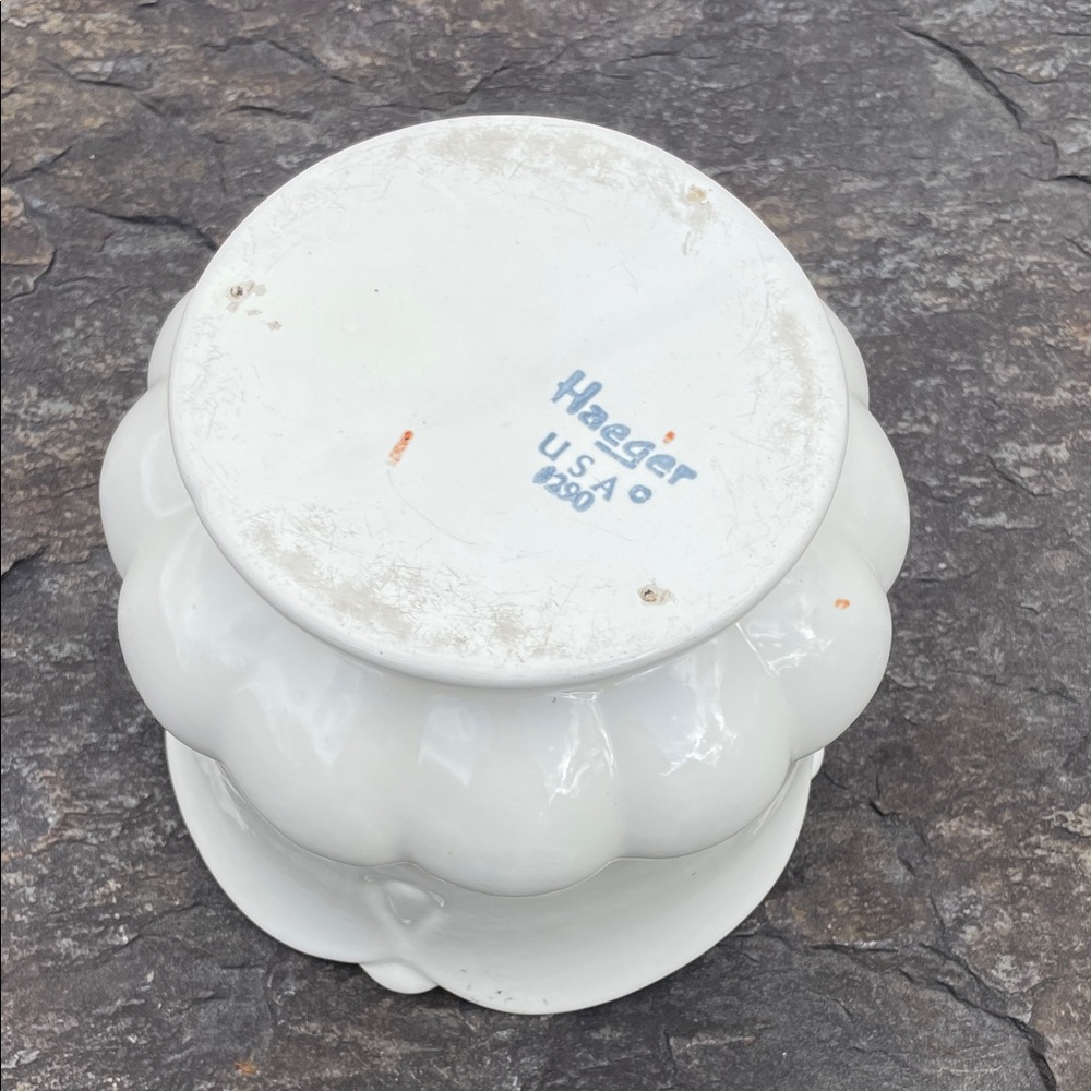 Awesome Vintage Haeger White Ceramic Art Deco Planter - Picture 9 of 11